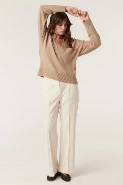 Cashwool V Jumper - Camel