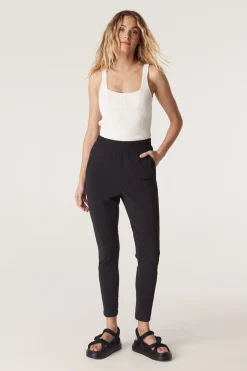 Elle Slouch Pant - Black