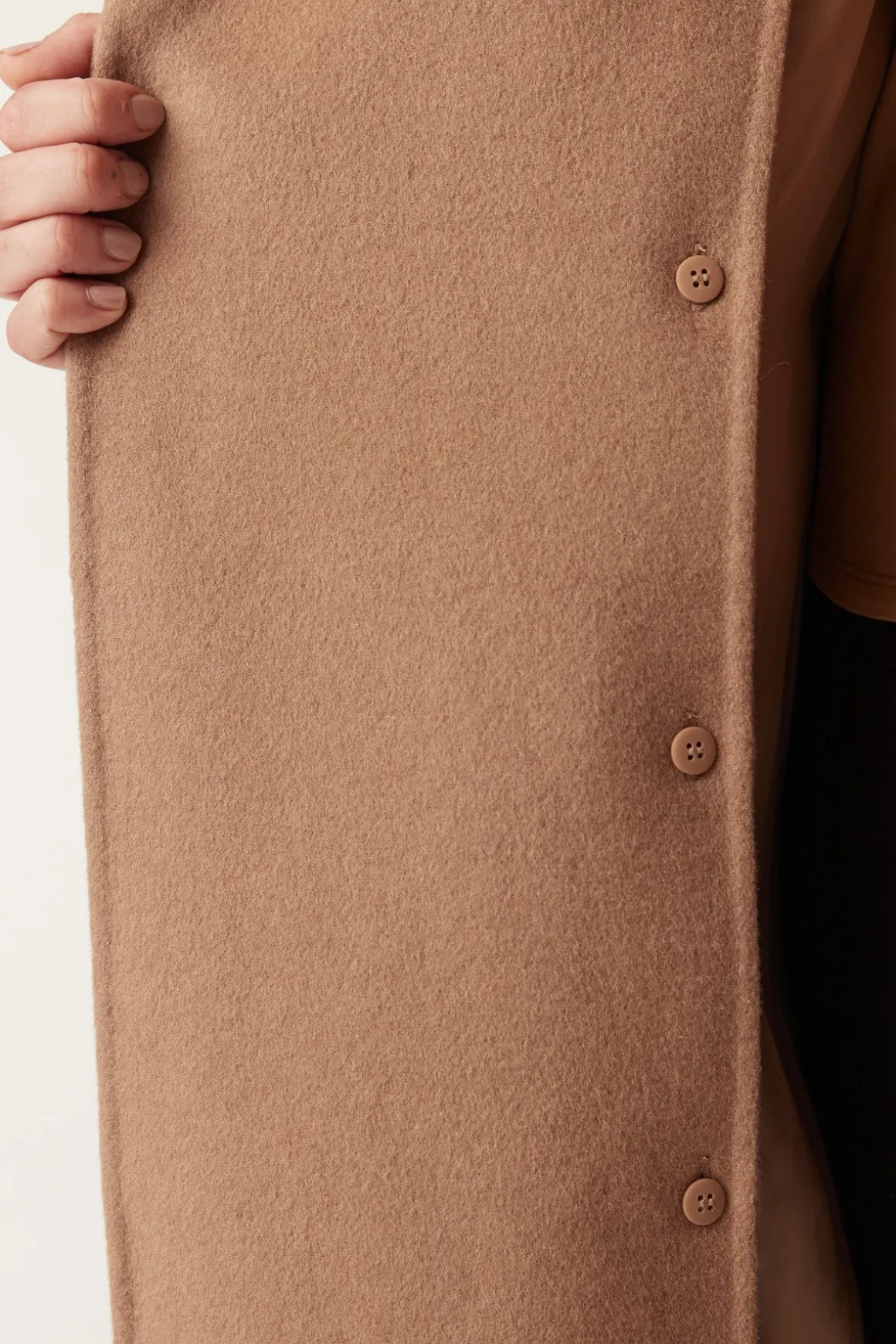 Henderson Puffer - Camel