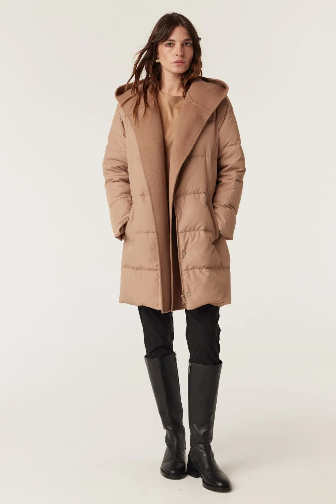 Henderson Puffer - Camel