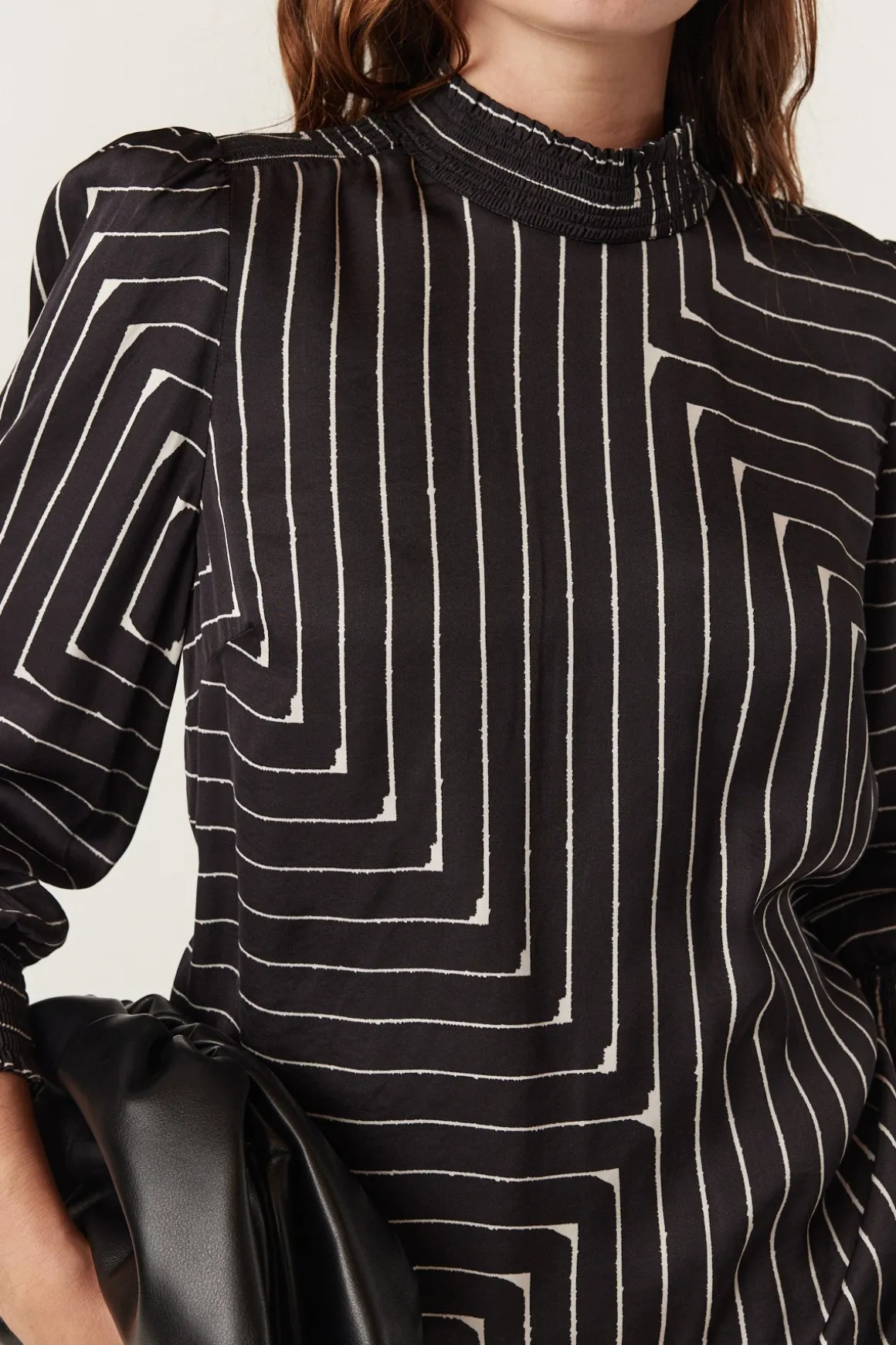 Imogen Blouse - Linear Print