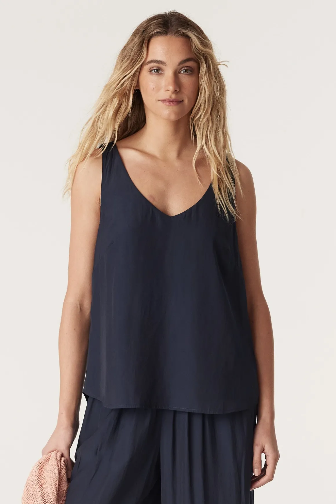 Kahlo Cami - Navy