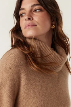 Pure Cashmere Weekend Jumper - Camel