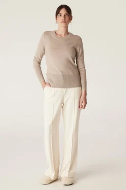 The Midlands Merino Jumper - Pebble