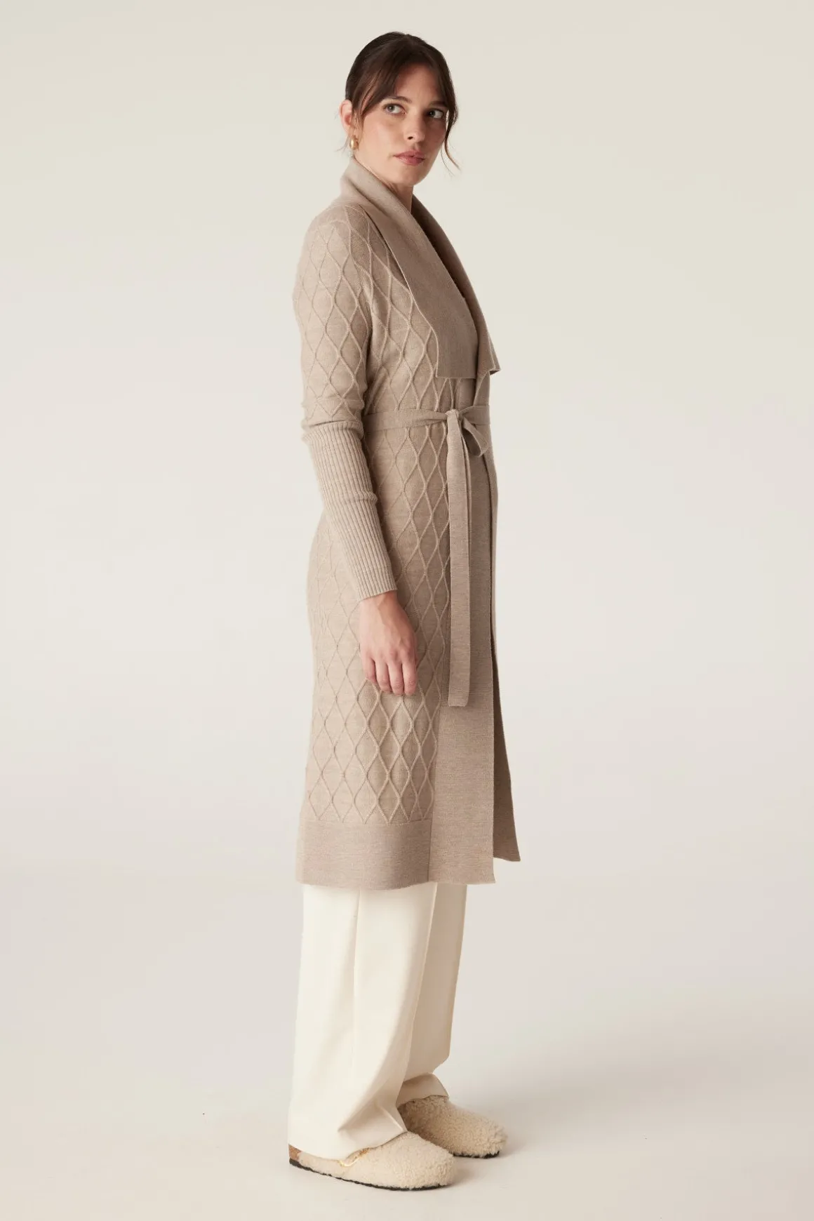 The Victoria Merino Cardigan - Pebble