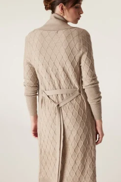 The Victoria Merino Cardigan - Pebble