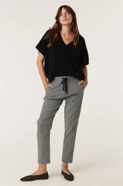 Zoe Jogger - Mono Chevron